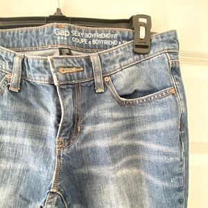 GAP Boyfriend ripped jeans